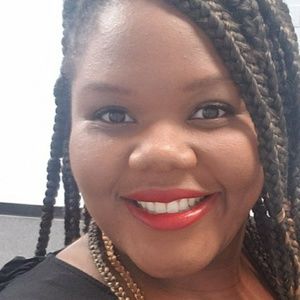 Meet your Posher, Stacy